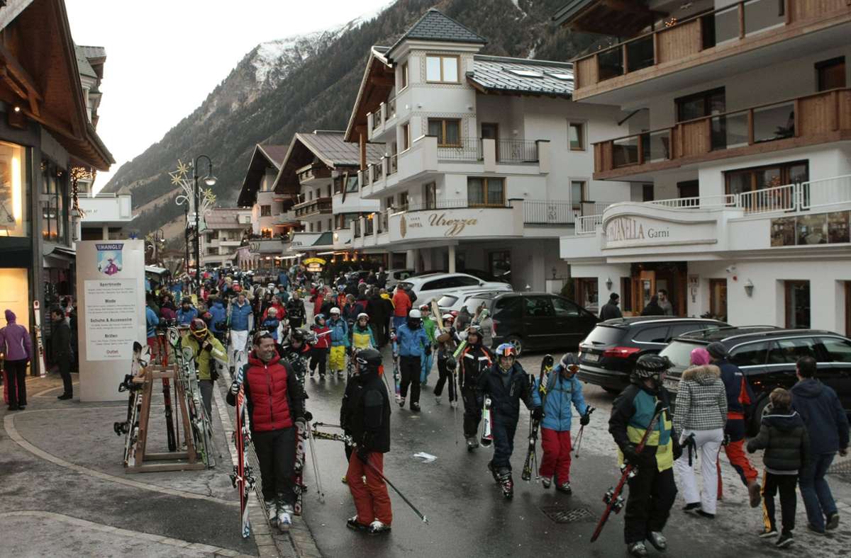 Corona: Skifahrer verklagen Österreich: Gefahr Verharmlost