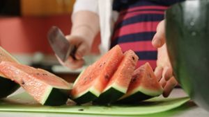 Densuke-Wassermelone für „nur“ 1800 Euro versteigert