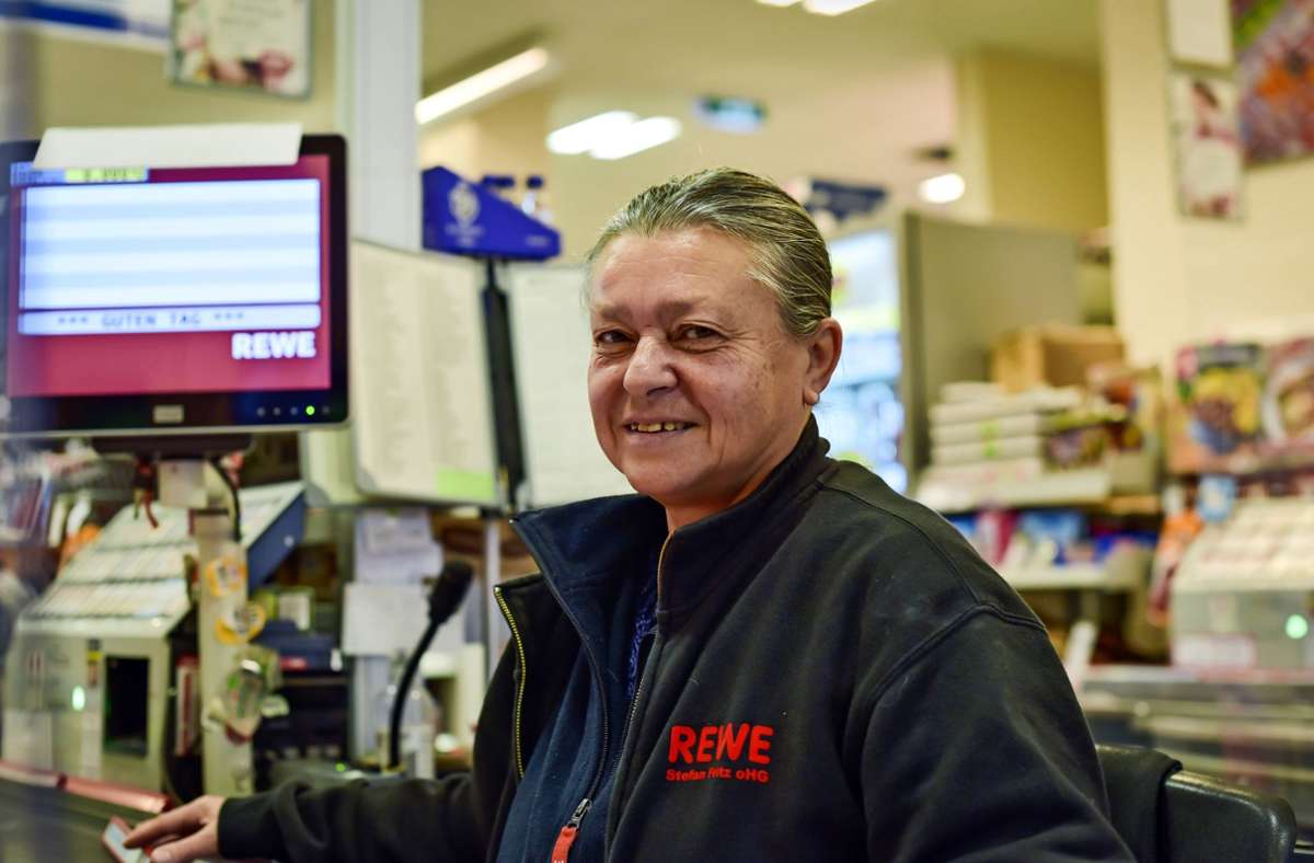 Supermarkt im Stuttgarter Westen: Kassiererin der Herzen – was  Frau Rabe so besonders macht