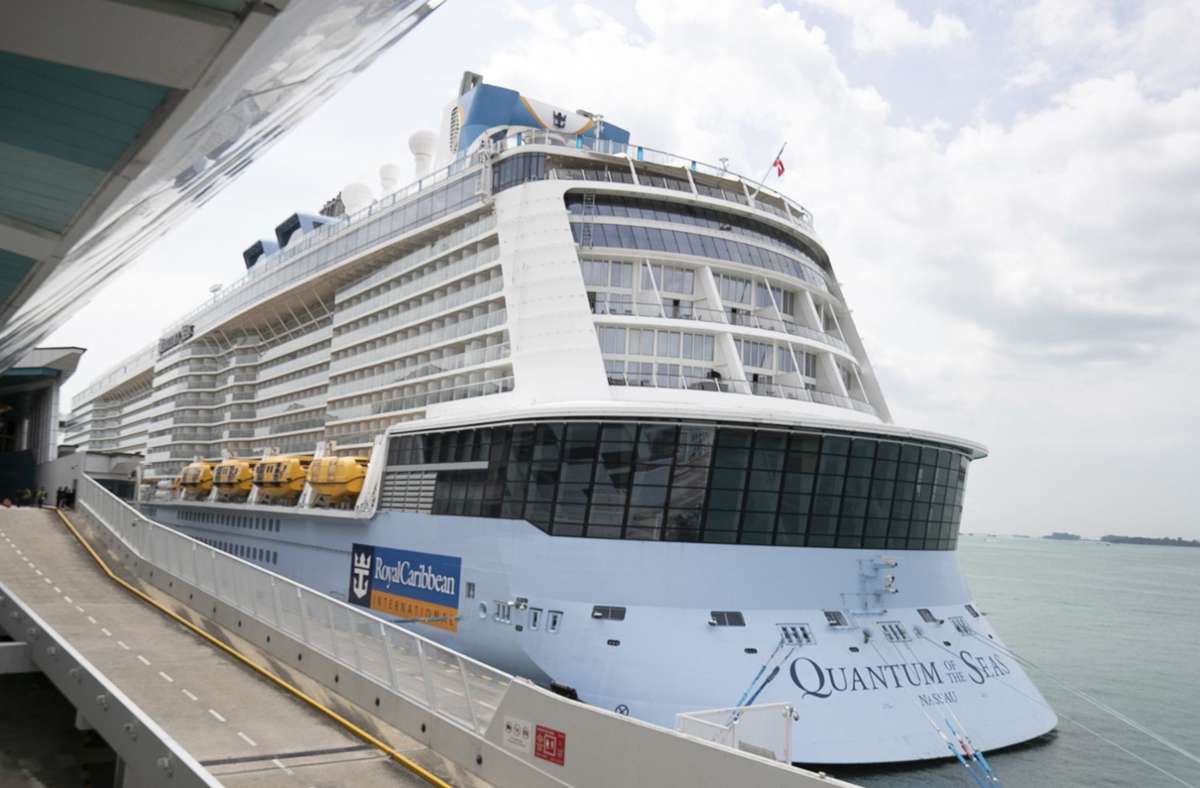 Singapur: Kreuzfahrtschiff nach Corona-Fall an Bord zurückgekehrt