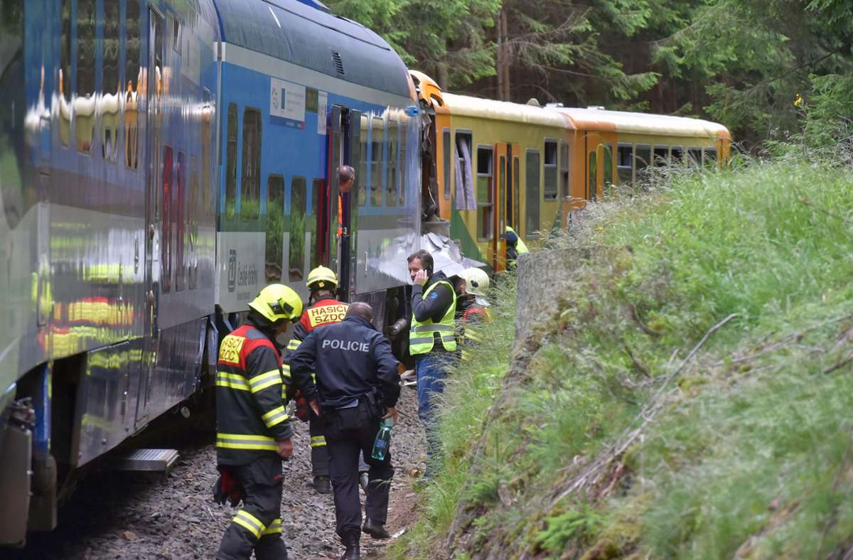 Tschechisches Grenzgebiet: Tote und Verletzte bei Zugunglück