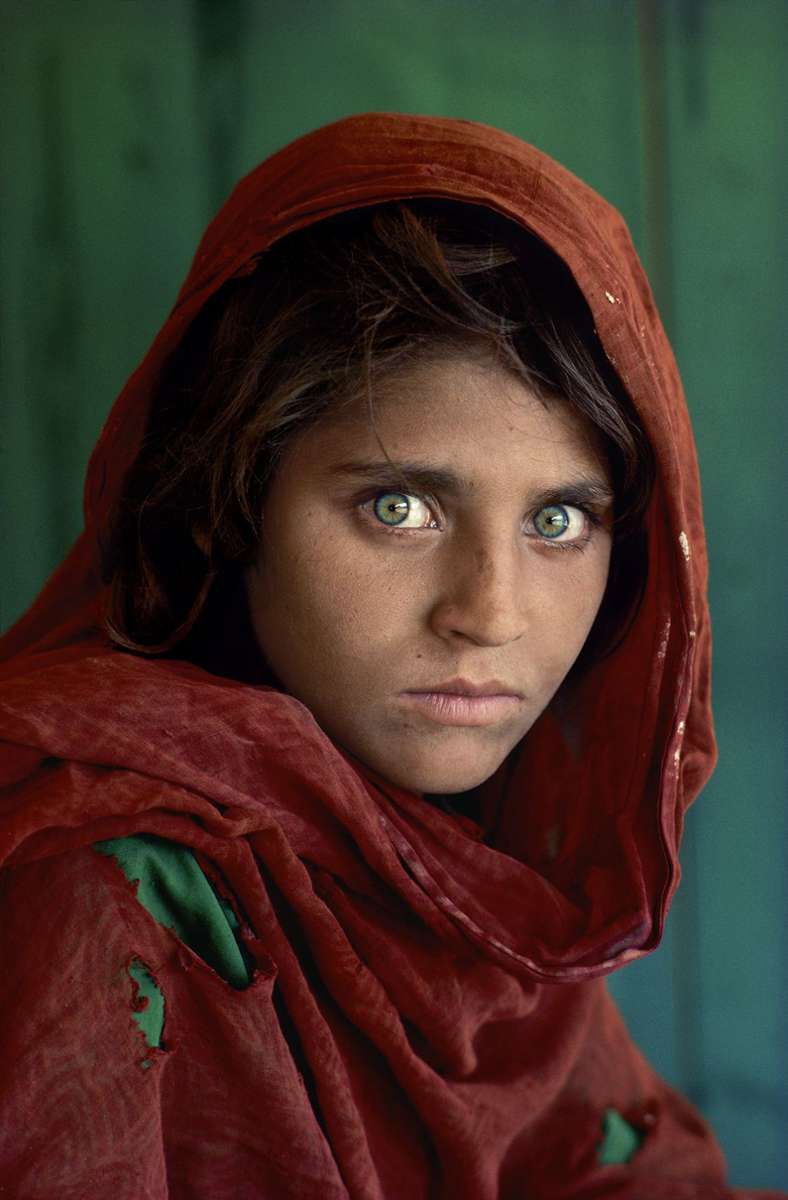 In der  Leica-Galerie Stuttgart: Wiedersehen mit Steve McCurrys  „Afghanisches Mädchen“