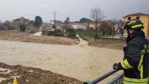 Italien ächzt unter heftigen Schneefällen und Überflutungen