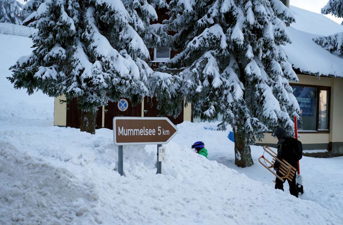 Im Schwarzwald sind bis Montag sogar 25 Zentimeter Neuschnee möglich. Foto: dpa/Benedikt Spether