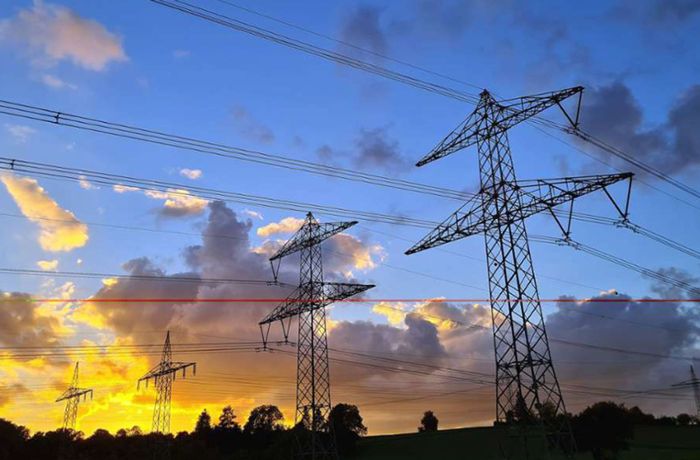 Stromnetz am Anschlag: App warnt und ruft Baden-Württemberg zum Stromsparen auf
