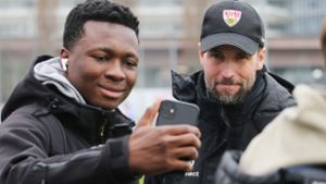 „Schönster Tag meines Lebens“ – VfB-Fans bejubeln Verlängerung