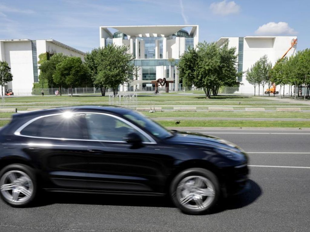 Entscheidung soll bei Autofahrern liegen: Porsche-Chef zu SUV-Verbot: «Halte relativ wenig von Regulierung»