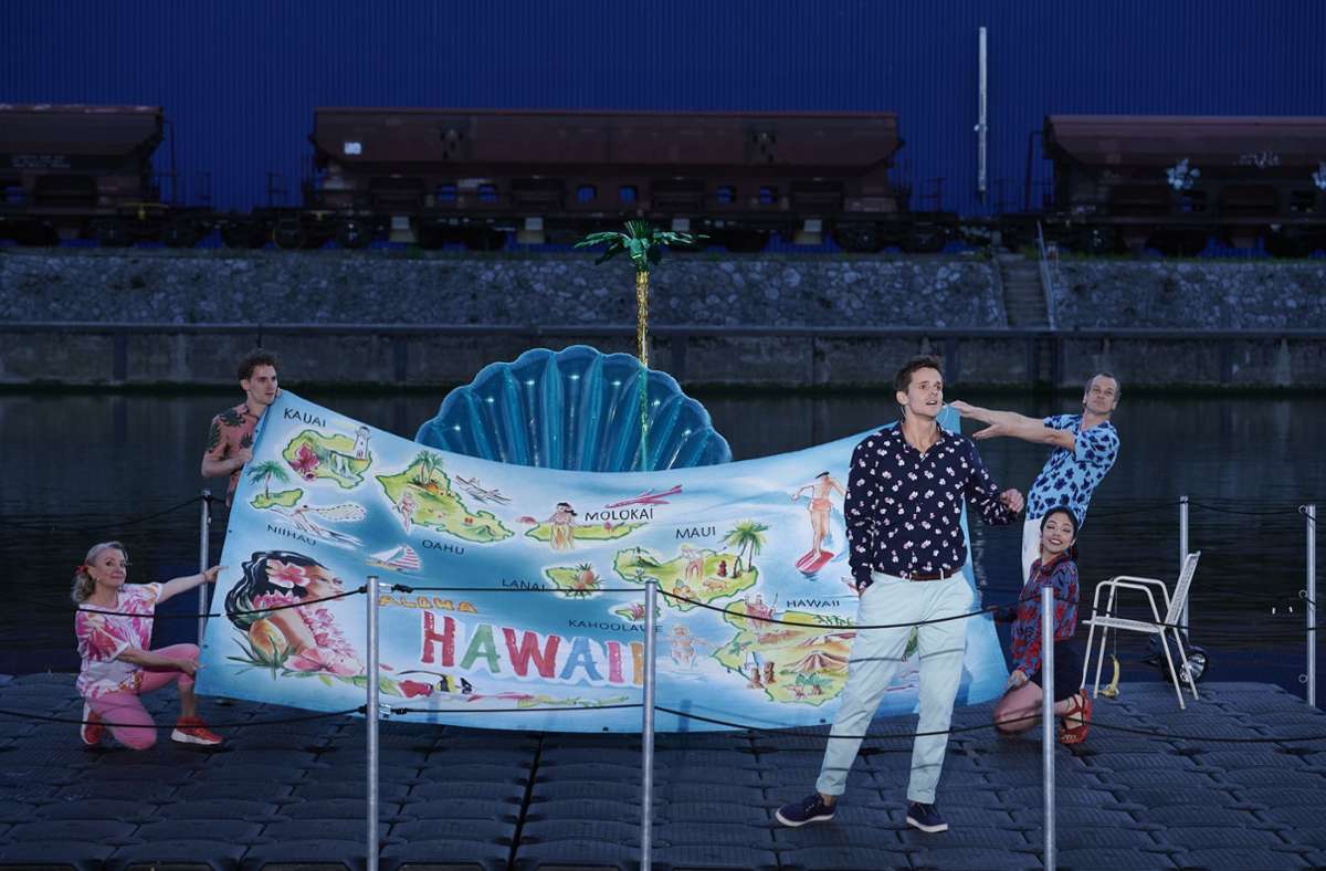 „Die Blume von Hawaii“ in Stuttgart: Das Paradies ist anderswo