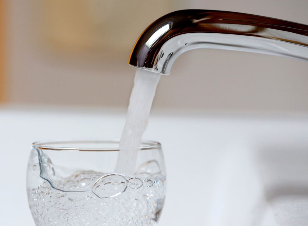 OBERTüRKHEIM: Gericht geben SWSG-Mieter im Prozess um Phosphatzugabe im Trinkwasser recht: Rechtsstreit um zu hohe Betriebskosten