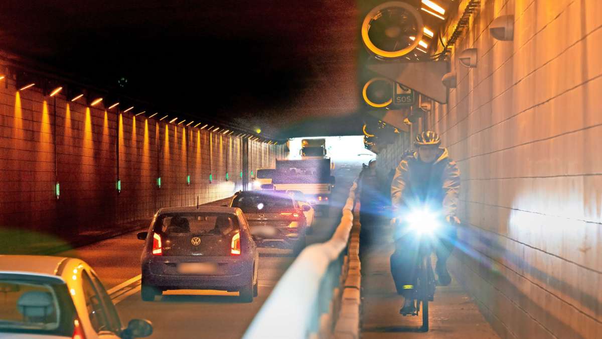 Verkehr auf den Fildern: Pläne zum Flughafentunnel wühlen Filderstadt auf