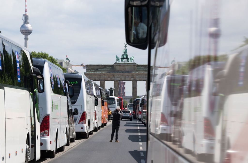 Corona-Krise in Deutschland: Hilfspaket für schwer getroffene Bus-Unternehmen geplant