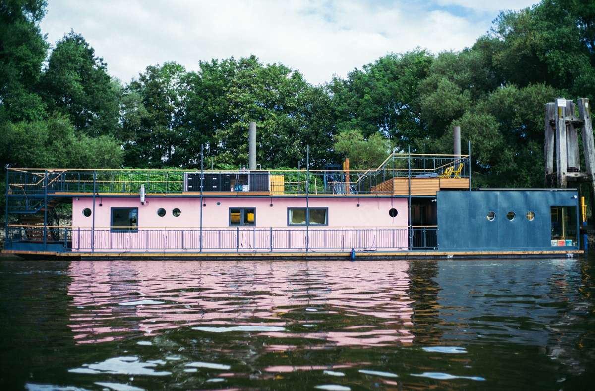 Aus dem ehemaligen Hausboot von Gunter Gabriel soll  ein Ort für Kreative und Konzerte werden.