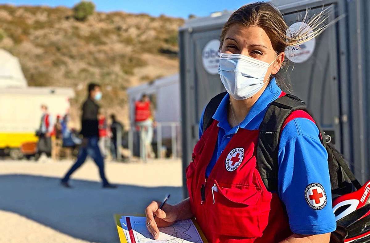 Situation im Flüchtlingslager auf Lesbos: Vor ihr die Sintflut