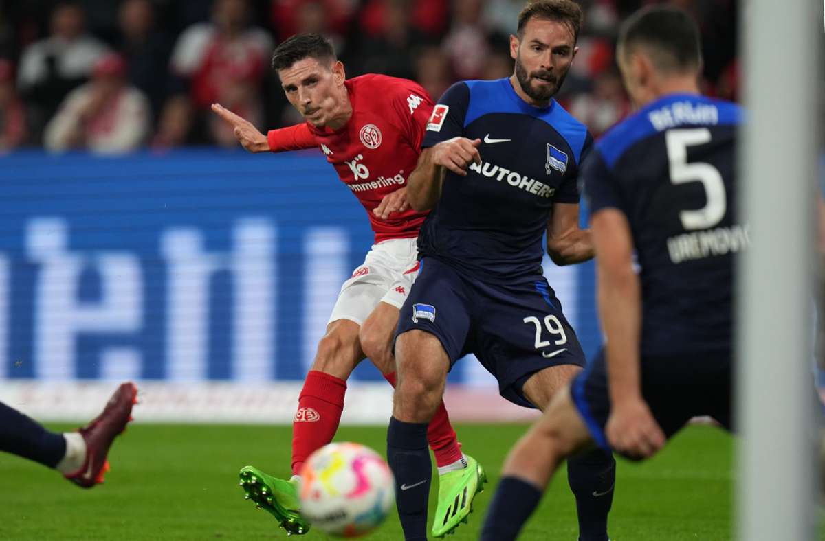 Fußball Bundesliga: Hertha verpasst Sieg in Mainz