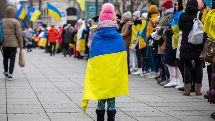 Eine Menschenkette für Frieden und Einheit in der Ukraine