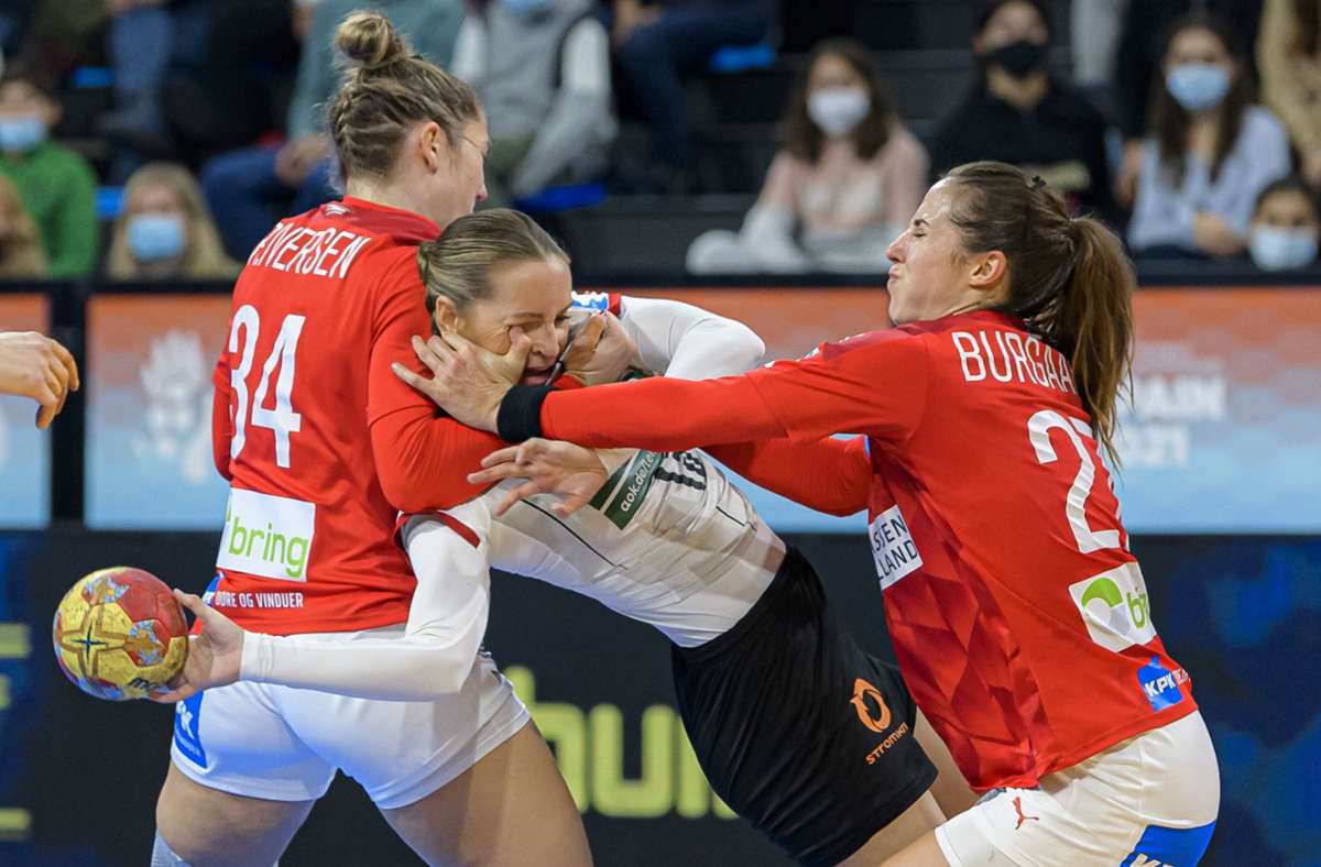 Handball-WM in Spanien: DHB-Frauen ohne Chance gegen Dänemark