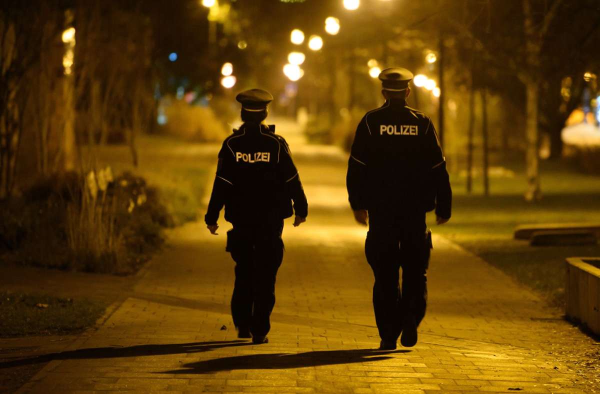 Kontrollstellen  in Stuttgart: So will die Polizei die  Ausgangssperre überwachen