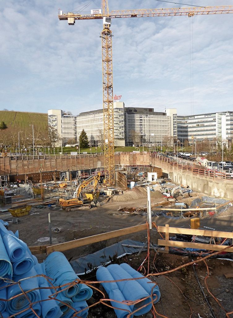 BAD CANNSTATT:  Projekt der LBBW Immobilien macht Fortschritte - Erster Bauabschnitt soll Anfang 2019 fertig sein: Büropark mit rund 1500 Arbeitsplätzen