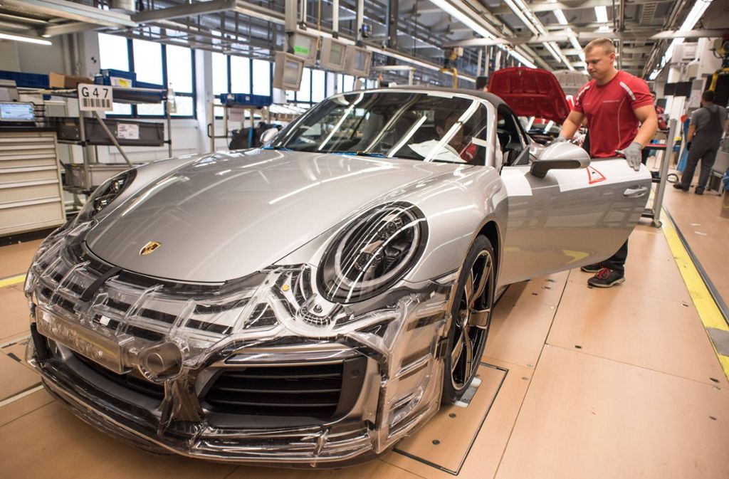 Linkspartei-Chef kritisiert Bonus: Porsche-Rekordprämie zeigt großes Gehaltsgefälle auf