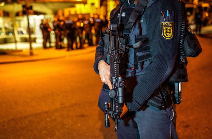 Nach Schüssen  in der Region  Stuttgart: Haftbefehl gegen falsche Polizisten