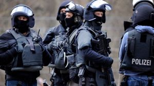 Stuttgarter Polizei mit Ermittlungserfolg: SEK nimmt Trickbetrüger fest
