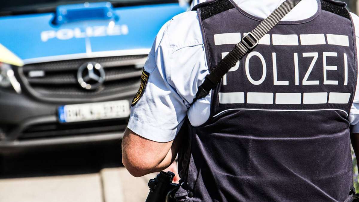 Vorfall in Bremen: Betrunkener fährt mit E-Scooter über Autobahn