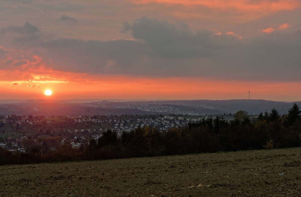 Sonnenuntergang in Stuttgart: Wie die spektakulären Farben entstehen