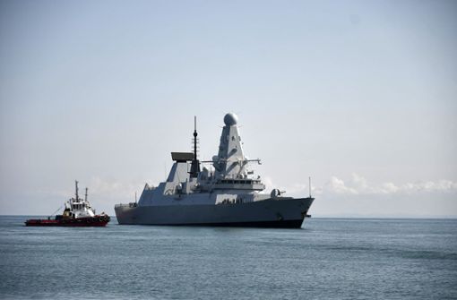 Der britische Zerstörer „HMS Defender“ war in einen Seehoheitskonflikt mit den Russen verwickelt. Foto: dpa/Vasil Gedenidze