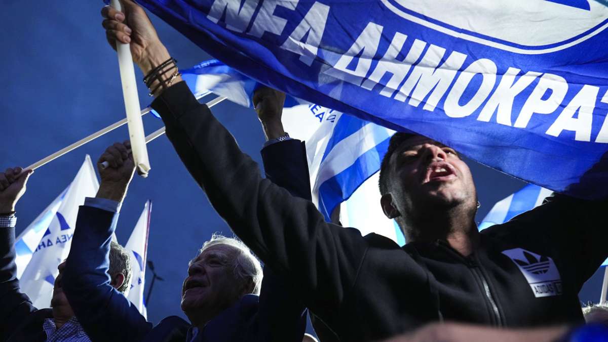 Wahl in Griechenland: Konservative feiern einen Erdrutschsieg