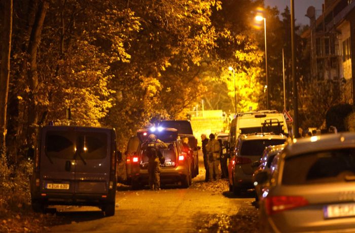 Köln: Bedrohungslage an Kita –  Mann stellt sich der Polizei