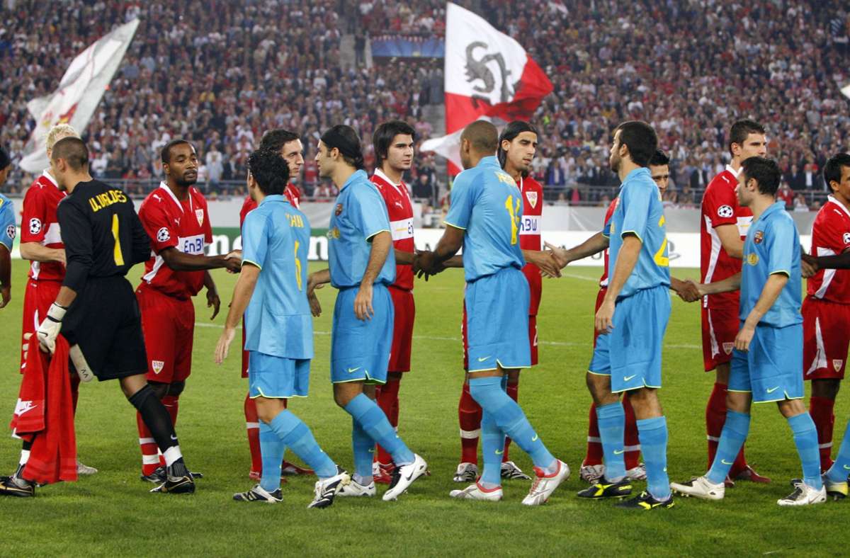 Insgesamt viermal (in zwei Duellen in der Champions League) begegnete der VfB Stuttgart dem Starclub aus Barcelona. Das erste Mal im Herbst 2007 in der Vorrunde in Stuttgart.