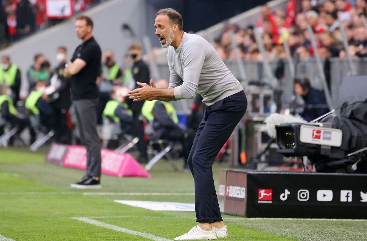 VfB-Trainer Pellegrino Matarazzo will das Momentum nach dem 2:2 bei den Bayern mit ins Saisonfinale nehmen. Foto: Pressefoto Baumann/Julia Rahn