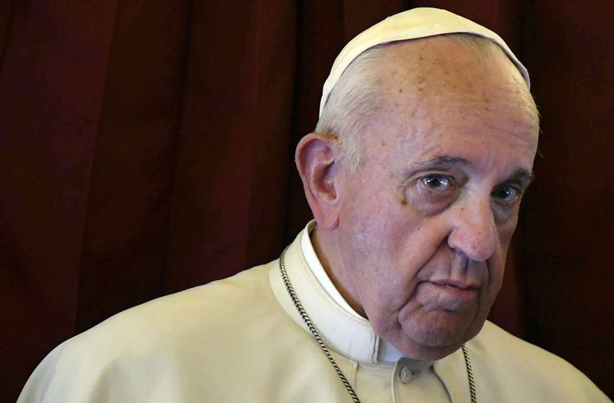 Bild zeigt Hinterteil von Model: Papst Franziskus liked pikantes Foto auf Instagram