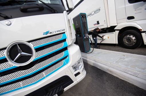 Daimler Truck geht jetzt auch an der Börse seinen eigenen Weg. Foto: dpa/Marijan Murat