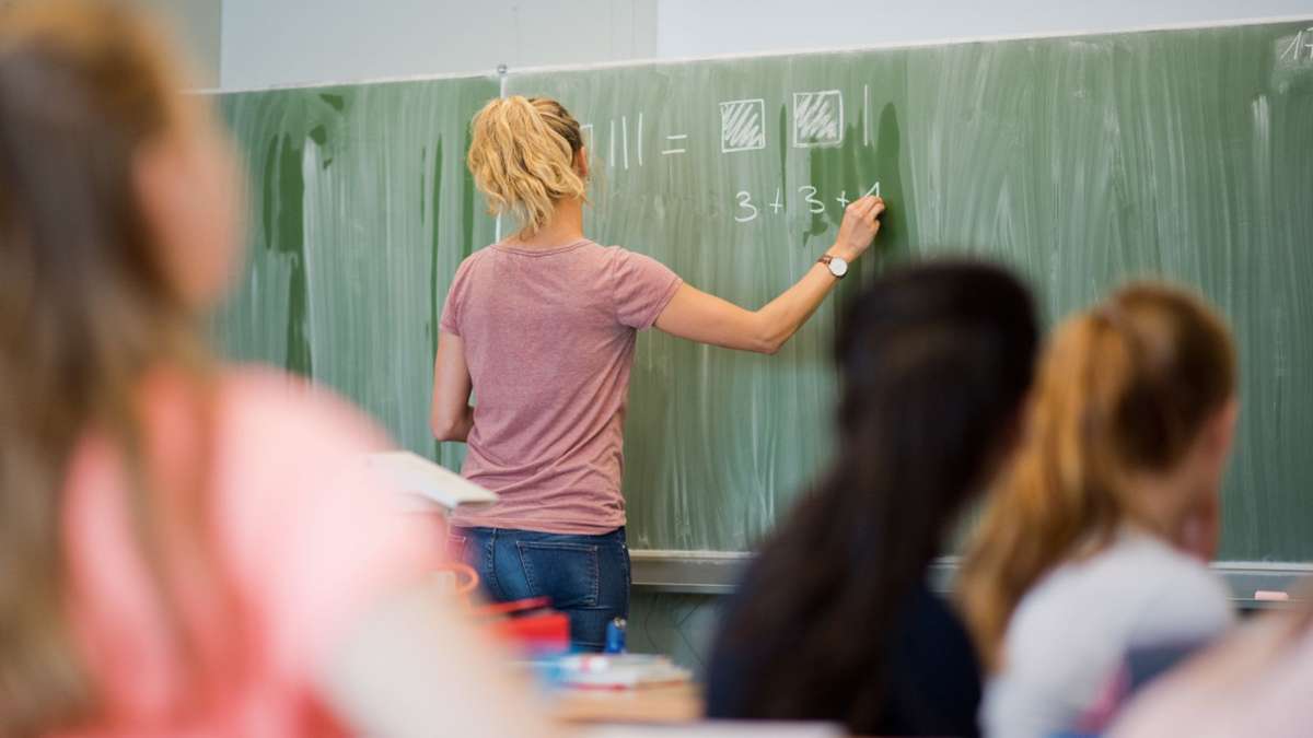 Baden-Württemberg: Rund 150 ethnisch und religiös diskriminierende Vorfälle an Schulen