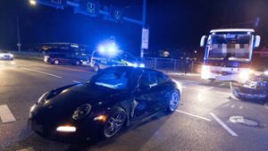 Porsche- und Opel-Fahrer kollidieren – beide leicht verletzt