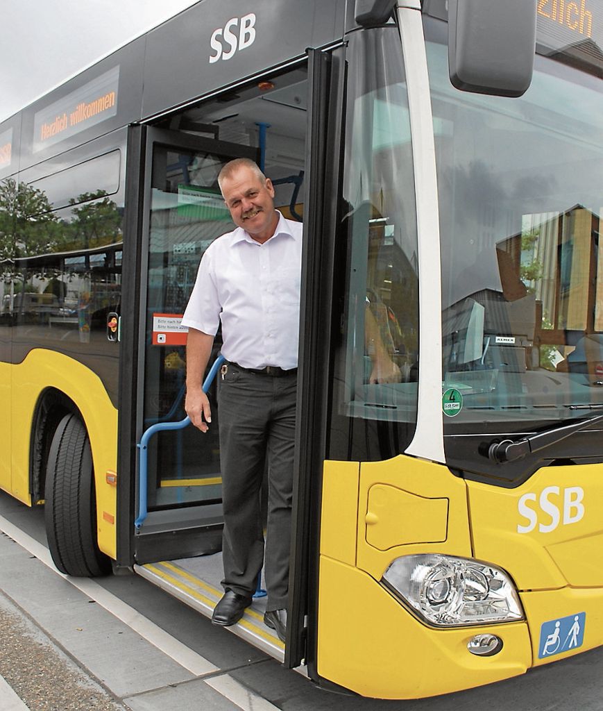 Ulrich Klopfer ist Busfahrer des Jahres - Fahrgäste loben seine Freundlichkeit und Kompetenz: Gelassen durch den Berufsverkehr