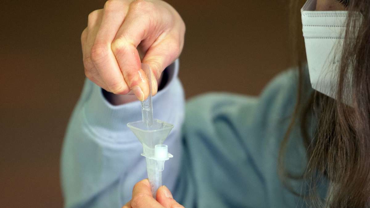 Coronavirus in Deutschland: Sieben-Tage-Inzidenz steigt weiter