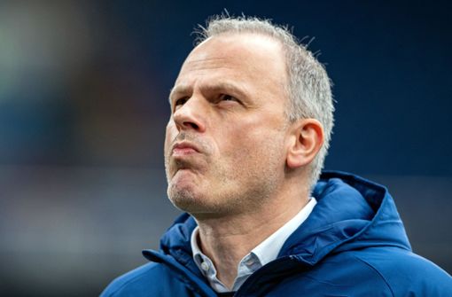 Schwere Zeiten für Jochen Schneider und den FC Schalke 04. Foto: dpa/Guido Kirchner