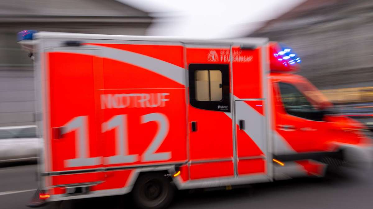 Karlsruhe: E-Scooter-Fahrer bei Zusammenstoß mit Straßenbahn schwer verletzt