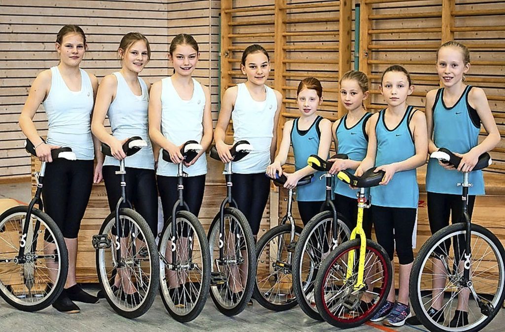 Die Kunstradfahrerinnen trumpfen bei Kreismeisterschaften auf: Doppelsieg für Oberesslingen