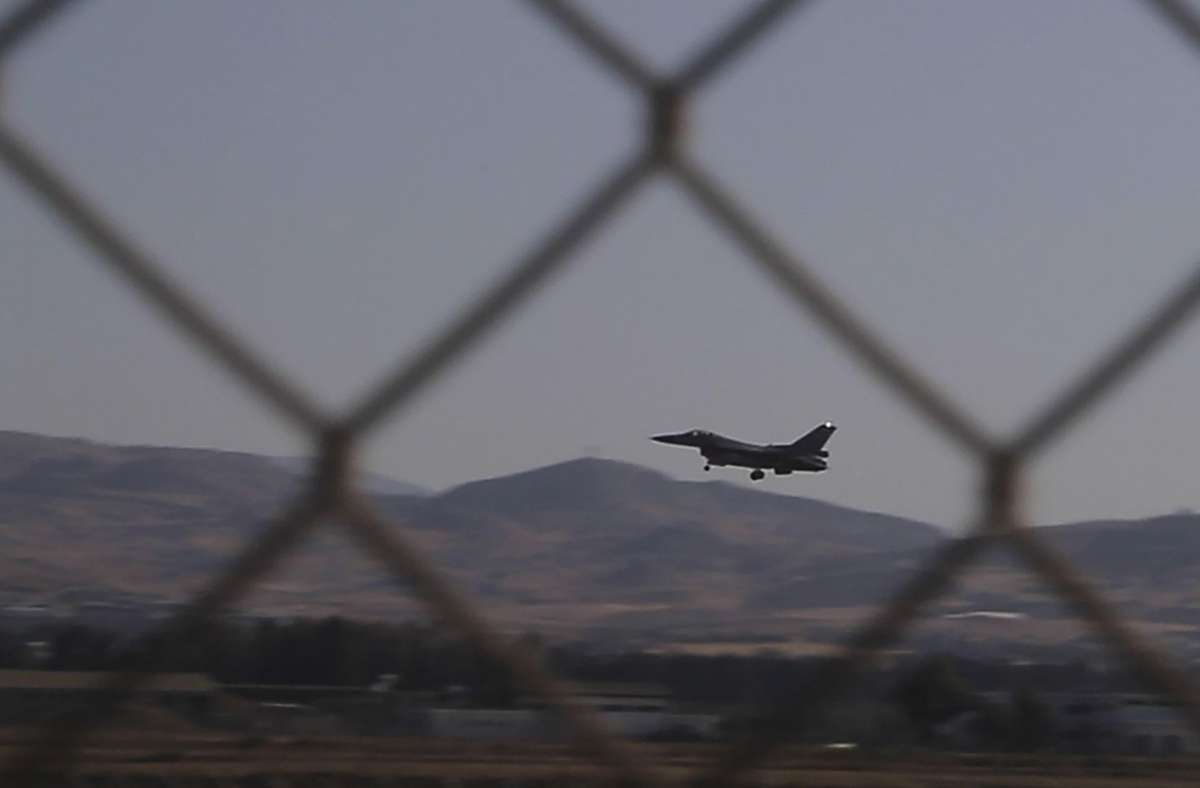 Türkei: Sechs griechische Kampfbomber über Mittelmeer abgefangen