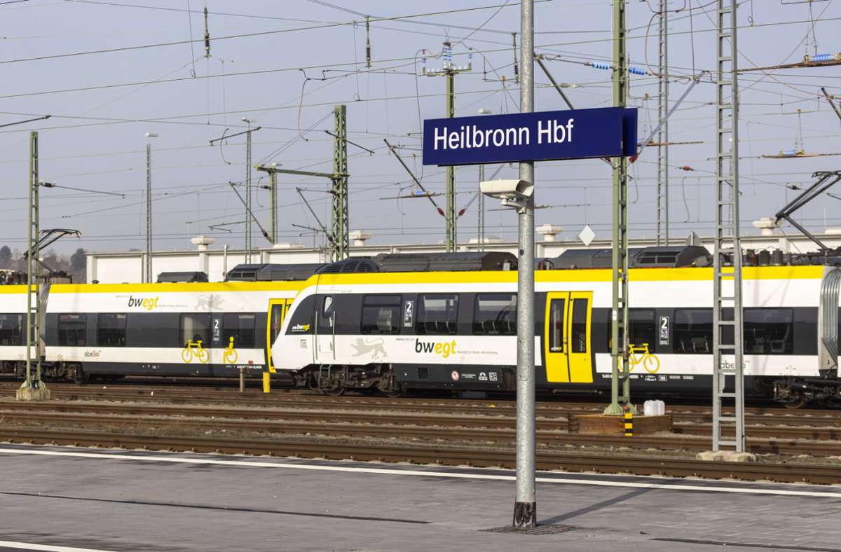 Heilbronn: Mann wird von Stadtbahn mitgeschleift