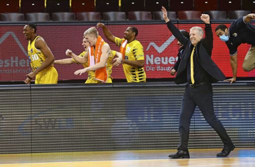 John Patrick freut sich nicht nur über Siege  seiner Ludwigsburger Basketballer, sondern auch über Erfolge der deutschen Nationalmannschaft. Foto: Baumann