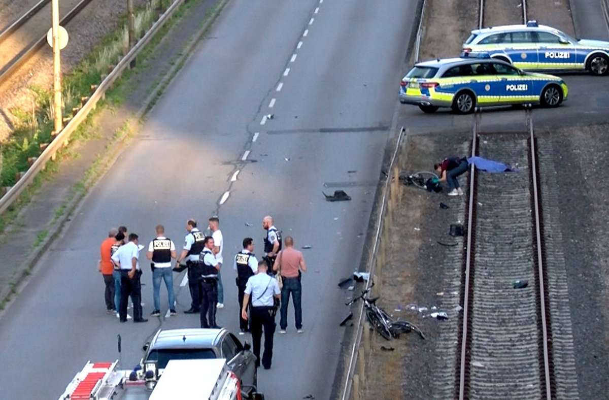 Nach Autoattacke von Mannheim: Zwei Männer weiter in Lebensgefahr