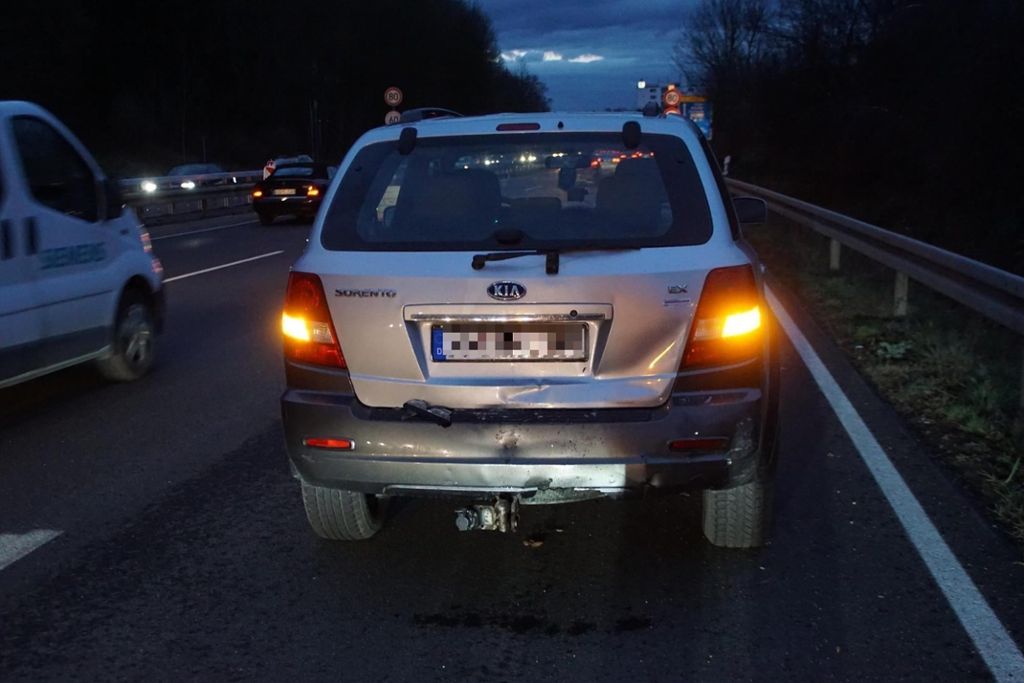 2.2.16: 24-Jähriger Autofahrer verursacht vier Unfälle und kommt selbst von Straße ab. Fotos: SDMG