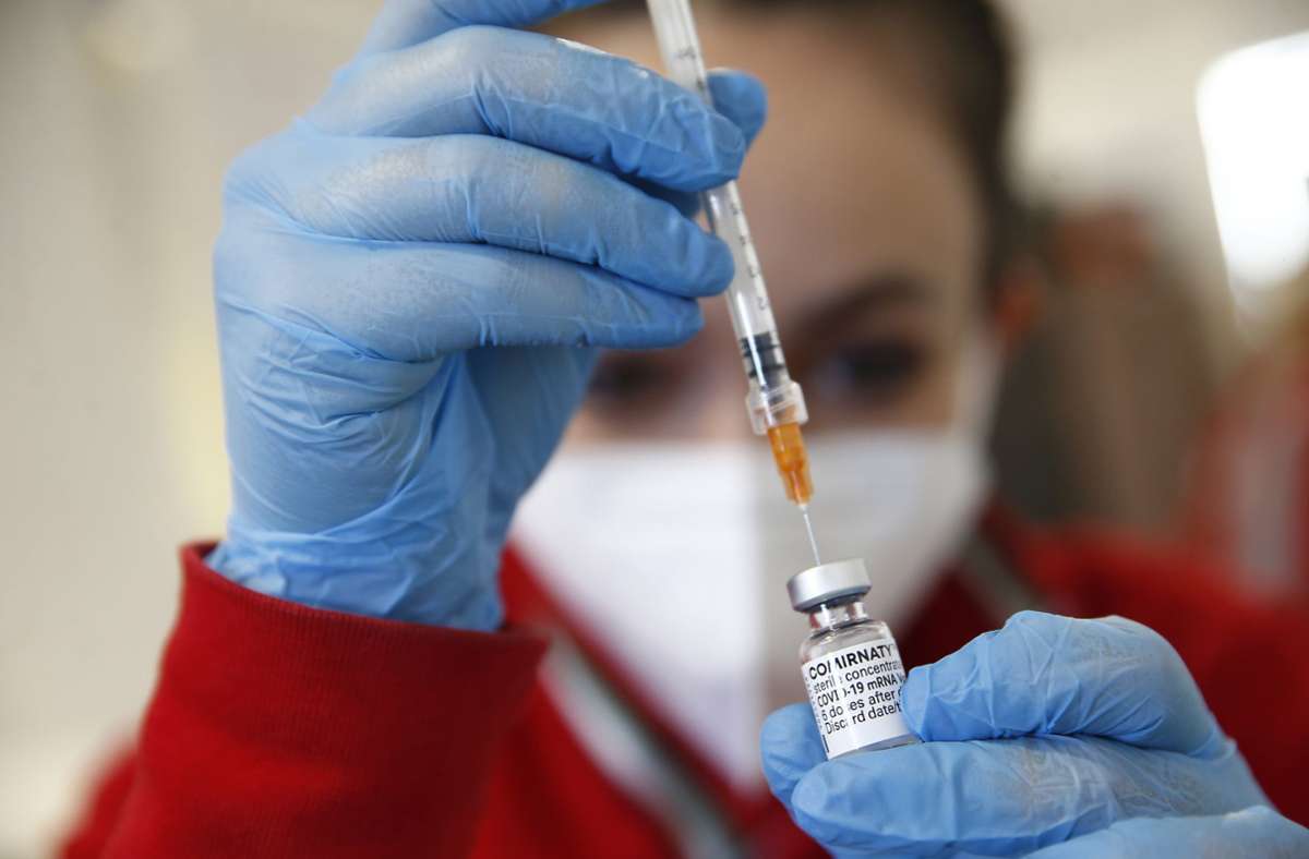 Corona-Impfung für Kinder: Lauterbach fordert Stiko zum Kurswechsel auf
