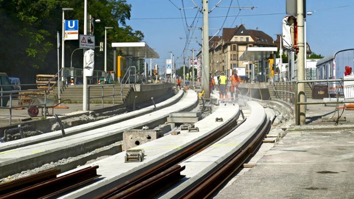 ÖPNV in Bad Cannstatt: Gleisbauer geben Vollgas in der Pragstraße
