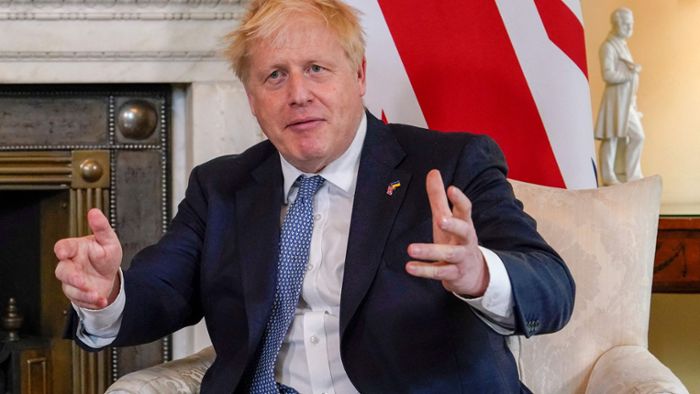 Boris Johnson berät mit Kabinett