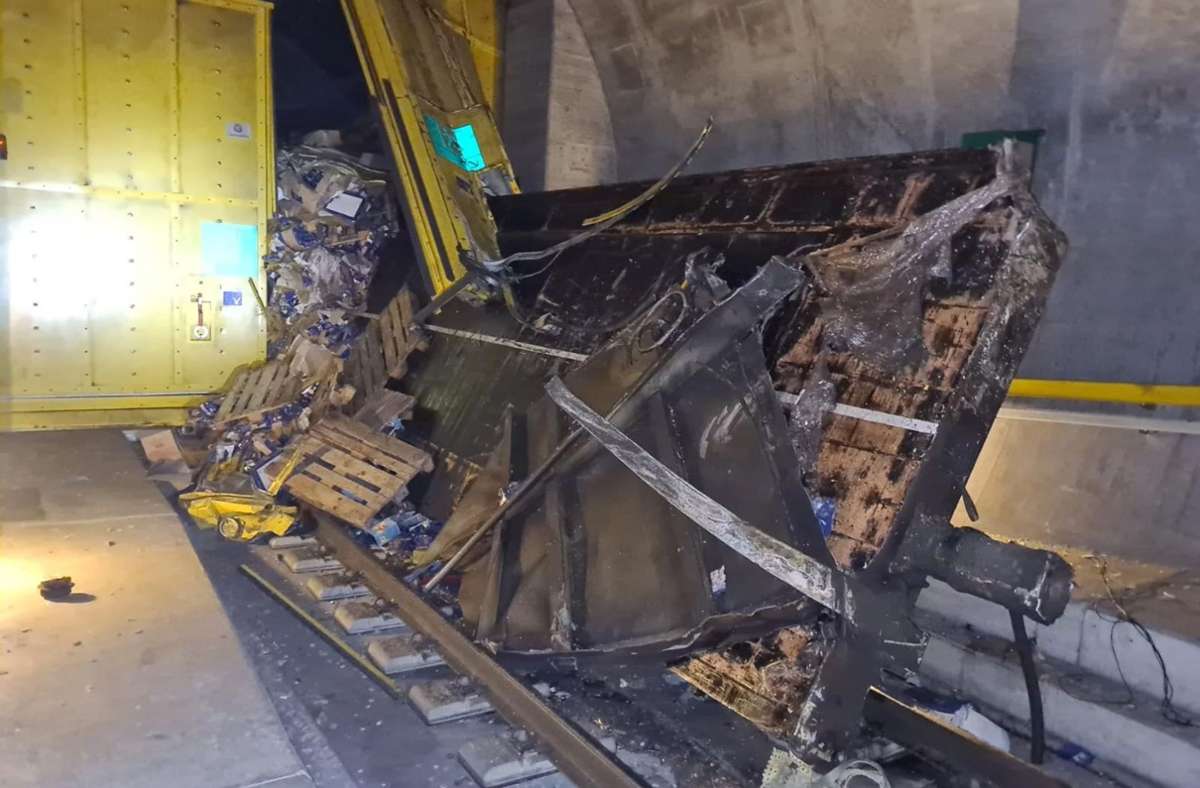 Strecke dicht nach Güterzug-Unfall: Gotthard-Basistunnel bis mindestens Mittwoch gesperrt